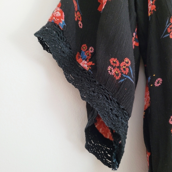 Angie | Boho Cold Shoulder Floral Blouse - S - Picture 5 of 12